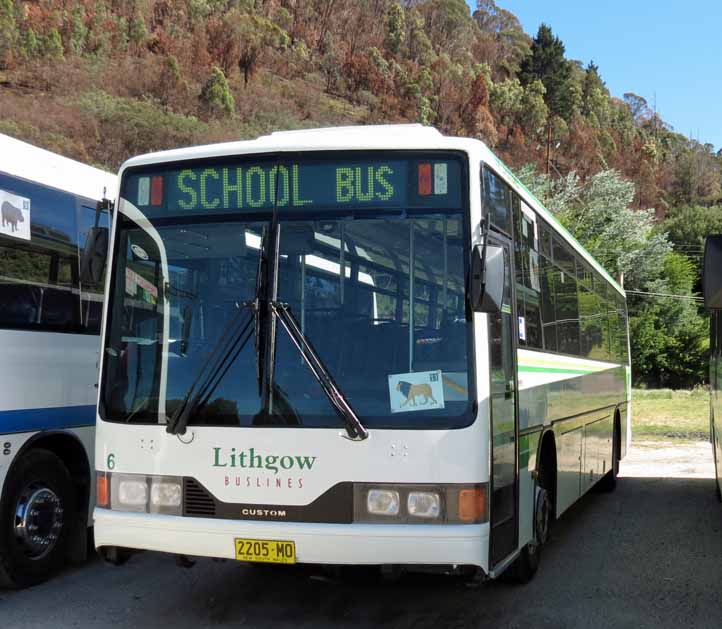 Lithgow Mercedes O400 Custom 510 6